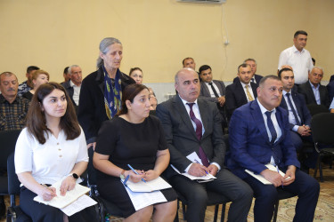 Hacıqabul Rayon İcra Hakimiyyətində növbəti vətəndaş qəbulu keçirildi.