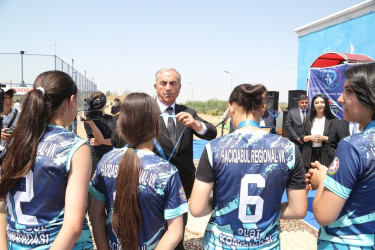 Hacıqabul şəhərində “1 iyun - Uşaqların Beynəlxalq Müdafiəsi Günü” ilə əlaqədar voleybol festivalı keçirilmişdir.