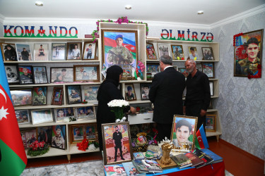 Hacıqabul Rayon İcra Hakimiyyətinin başçısı Sevindik Hətəmov Hacıqabul şəhərinin Vətən müharibəsində və Antiterror əməliyyatında şəhid olmuş şəxslərinin ailə üzvlərini ziyarət etdi.