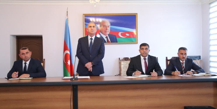 Hacıqabul Rayon İcra Hakimiyyətində növbəti vətəndaş qəbulu keçirildi.