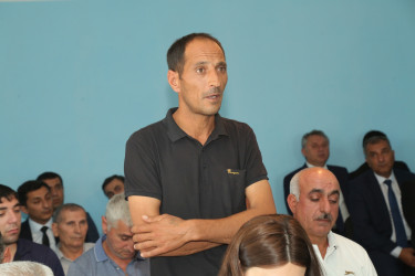 Hacıqabul rayonunun Pirsaatçay kəndində növbəti səyyar qəbul-görüş keçirildi.