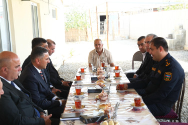 Hacıqabul Rayon İcra Hakimiyyətinin başçısı Sevindik Hətəmov rayonun Qubalıbalaoğlan və Rəncbər kəndlərinin Vətən müharibəsində və Antiterror əməliyyatında şəhid olmuş şəxslərinin ailə üzvlərini ziyarət etdi.