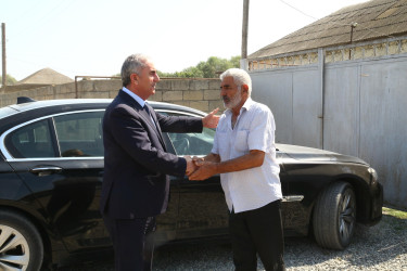 Hacıqabul Rayon İcra Hakimiyyətinin başçısı Sevindik Hətəmov rayonun Kolanı, Meyniman və Ələtli kəndlərinin Vətən müharibəsində şəhid olmuş şəxslərinin ailə üzvlərini ziyarət etdi.